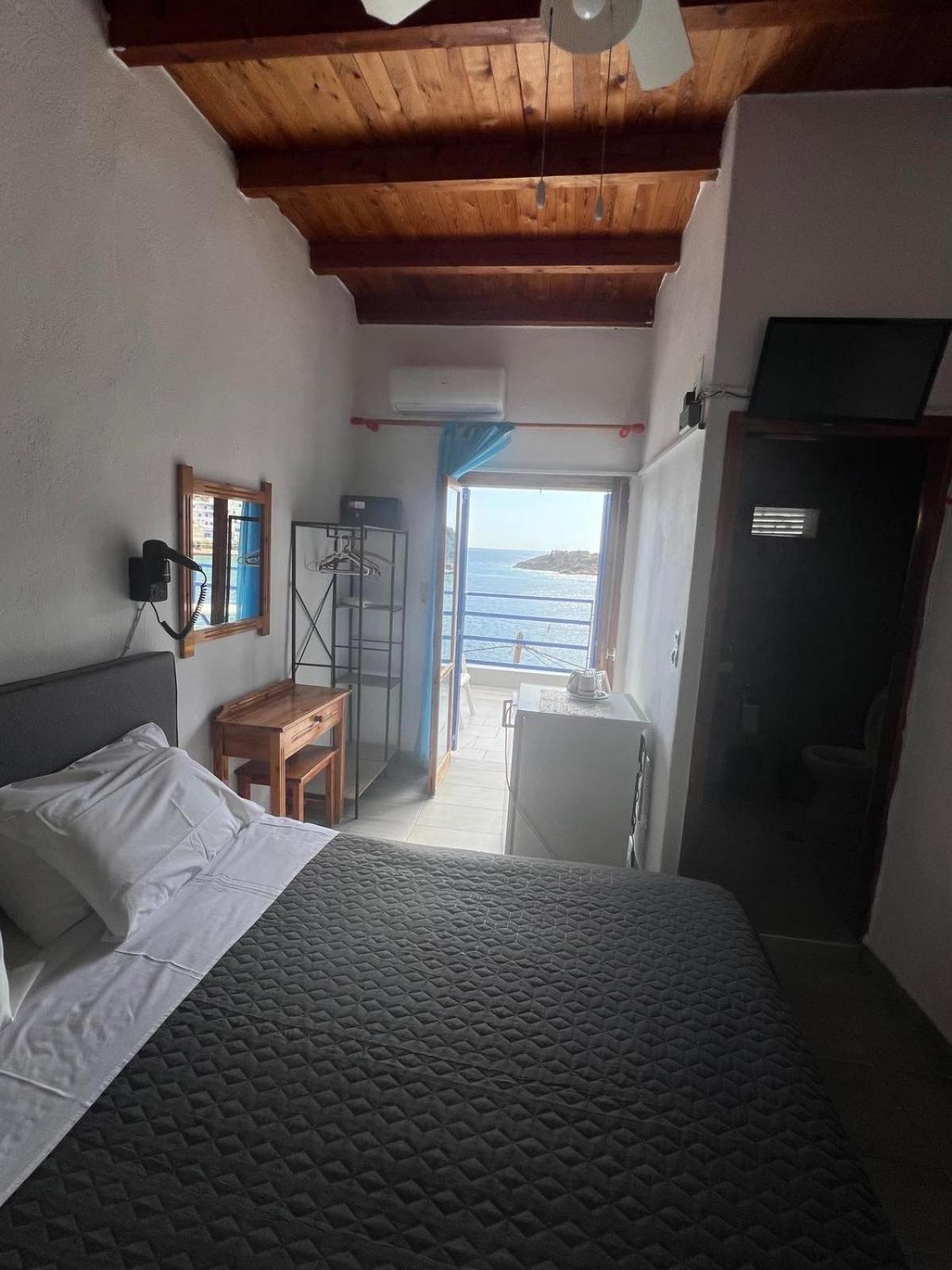 Scirocco Rooms Lutró Kültér fotó