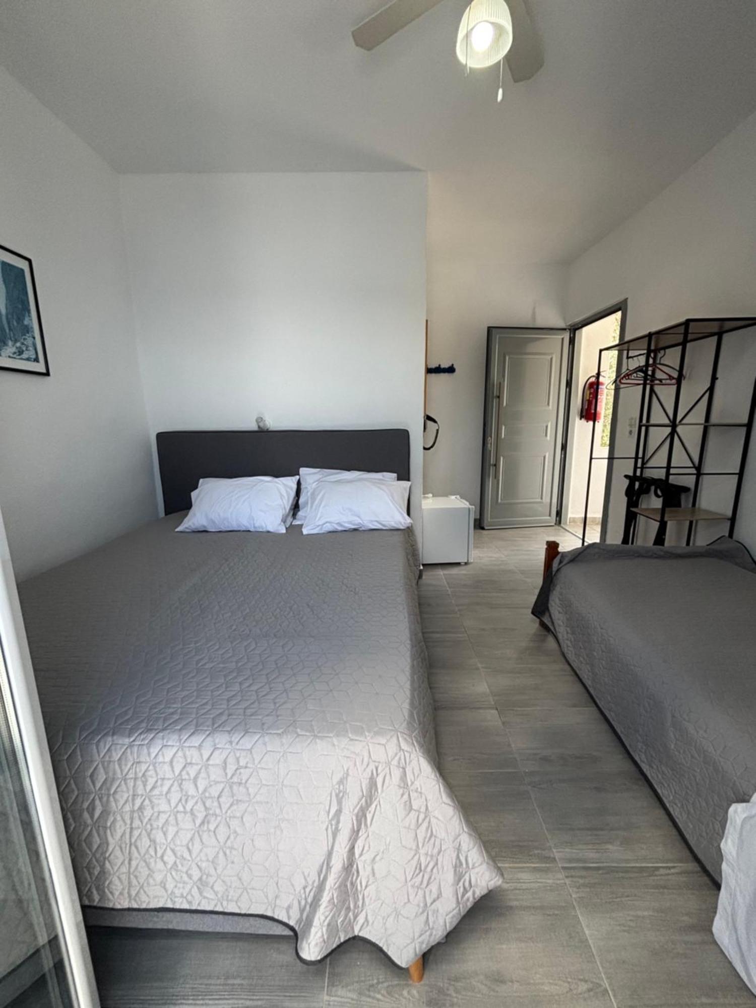 Scirocco Rooms Lutró Kültér fotó